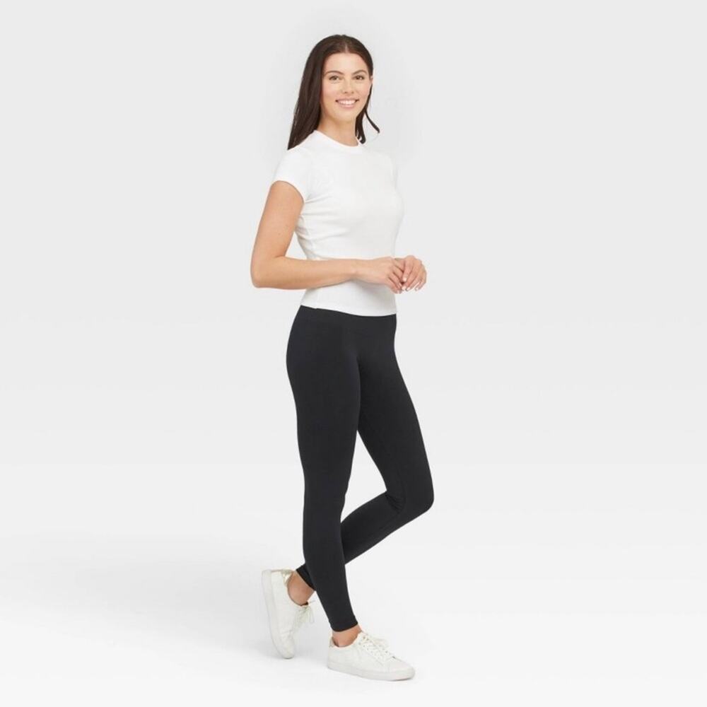 SPANX x Sara Blakely • Black Textured Leggings
